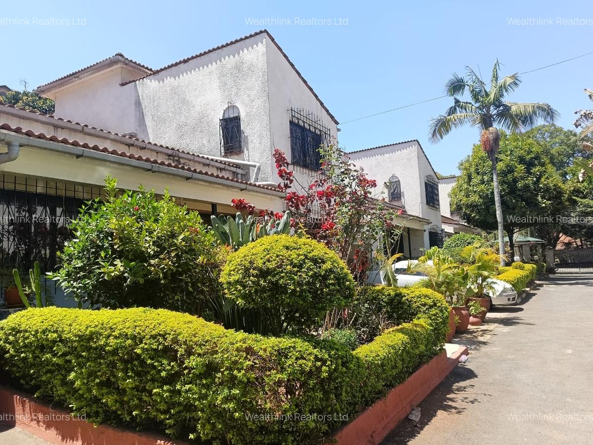 4 Bed Villa with En Suite at Kilimani - 1