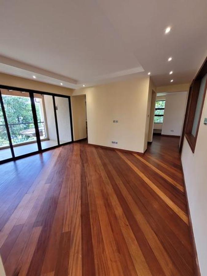 5 Bed Townhouse with En Suite in Lavington - 15