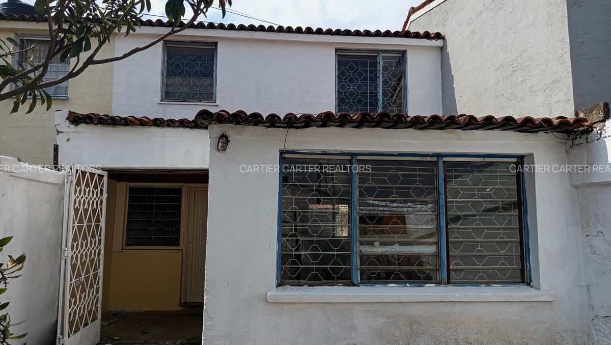 3 Bed Townhouse with En Suite in Buruburu - 2