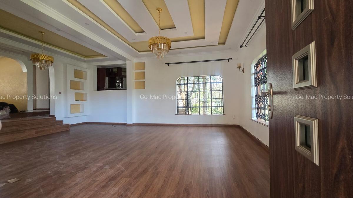 5 Bed House with En Suite in Kitisuru - 8