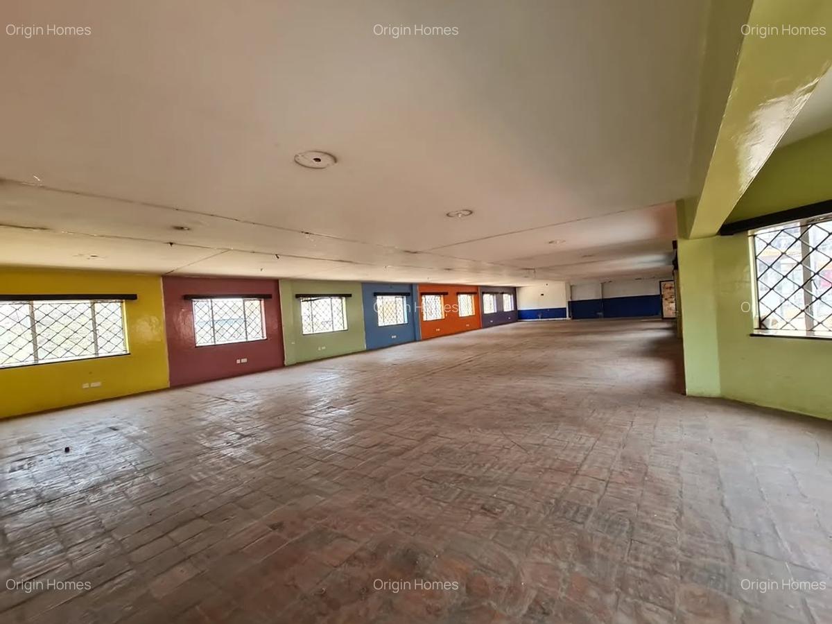 3,000 ft² Commercial Property with Service Charge Included at Westlands - 1