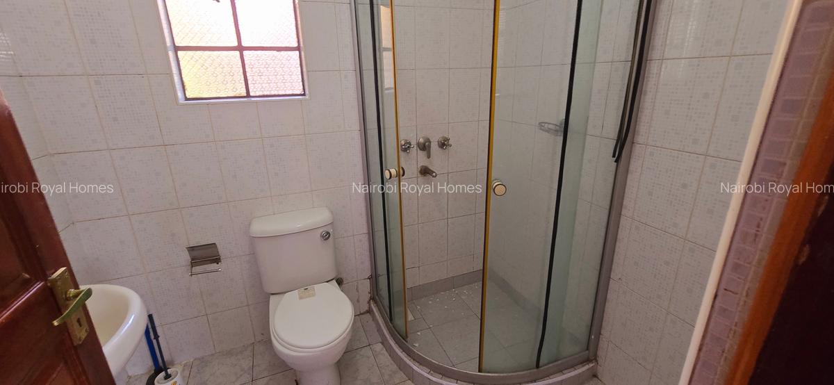 4 Bed Townhouse with En Suite at Lavington Green - 16