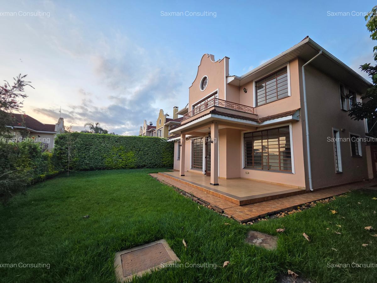 4 Bed Villa with En Suite in Runda - 16