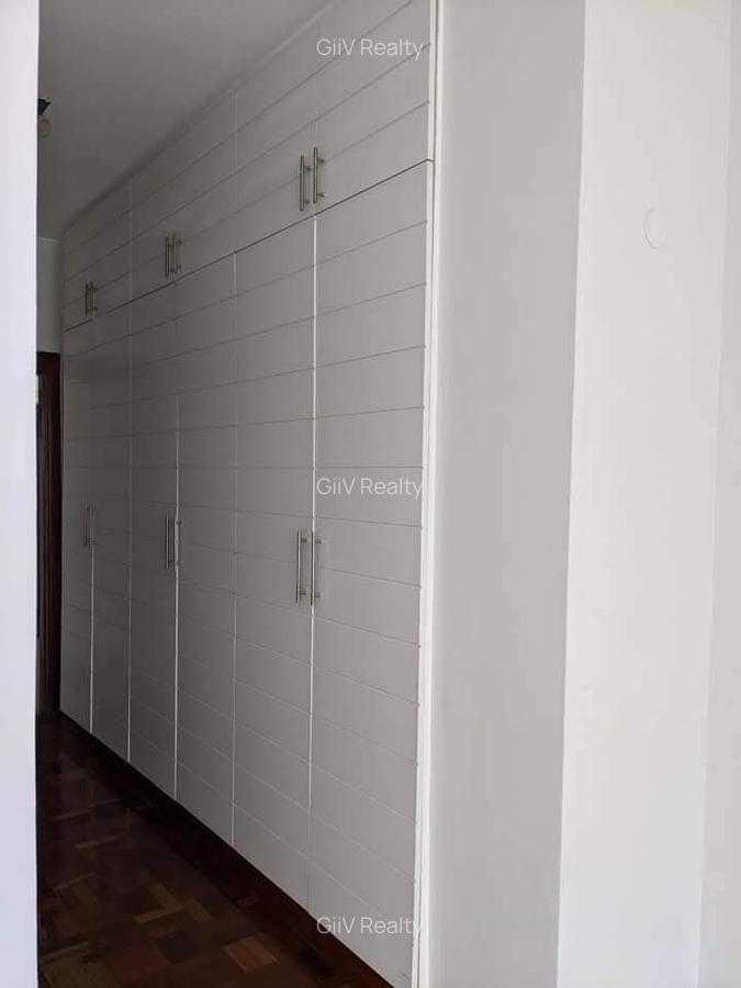 3 Bed Apartment with En Suite in Westlands Area - 12
