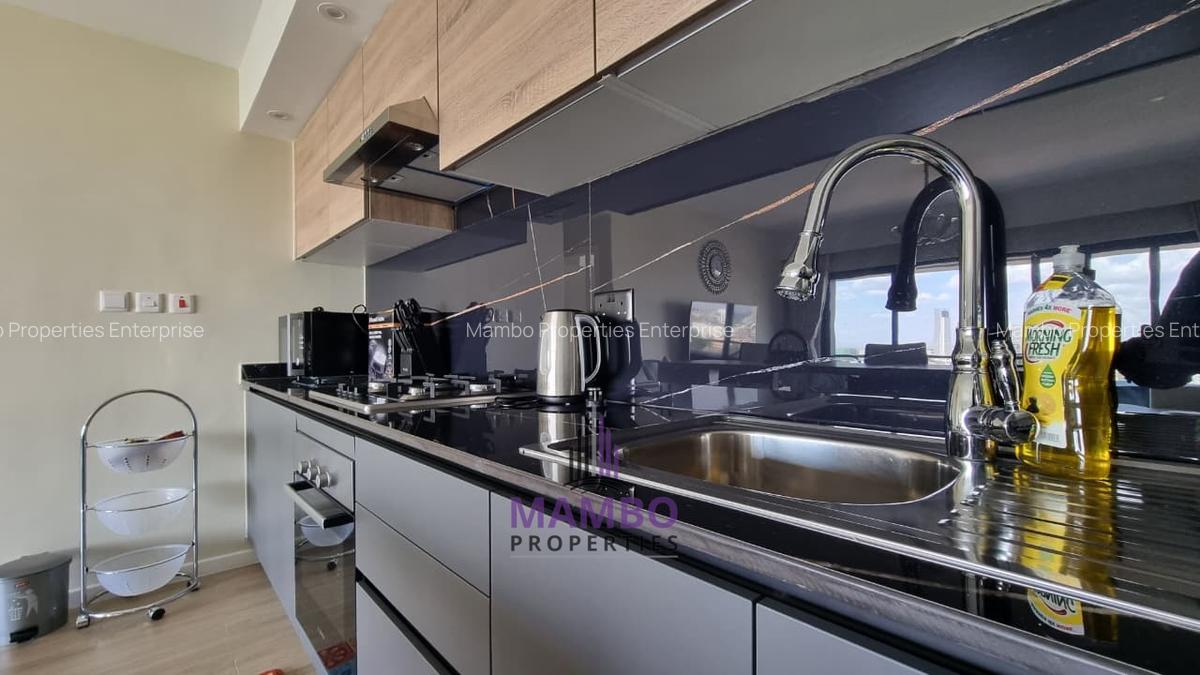 Serviced 2 Bed Apartment with En Suite at Riverside Dr - 5