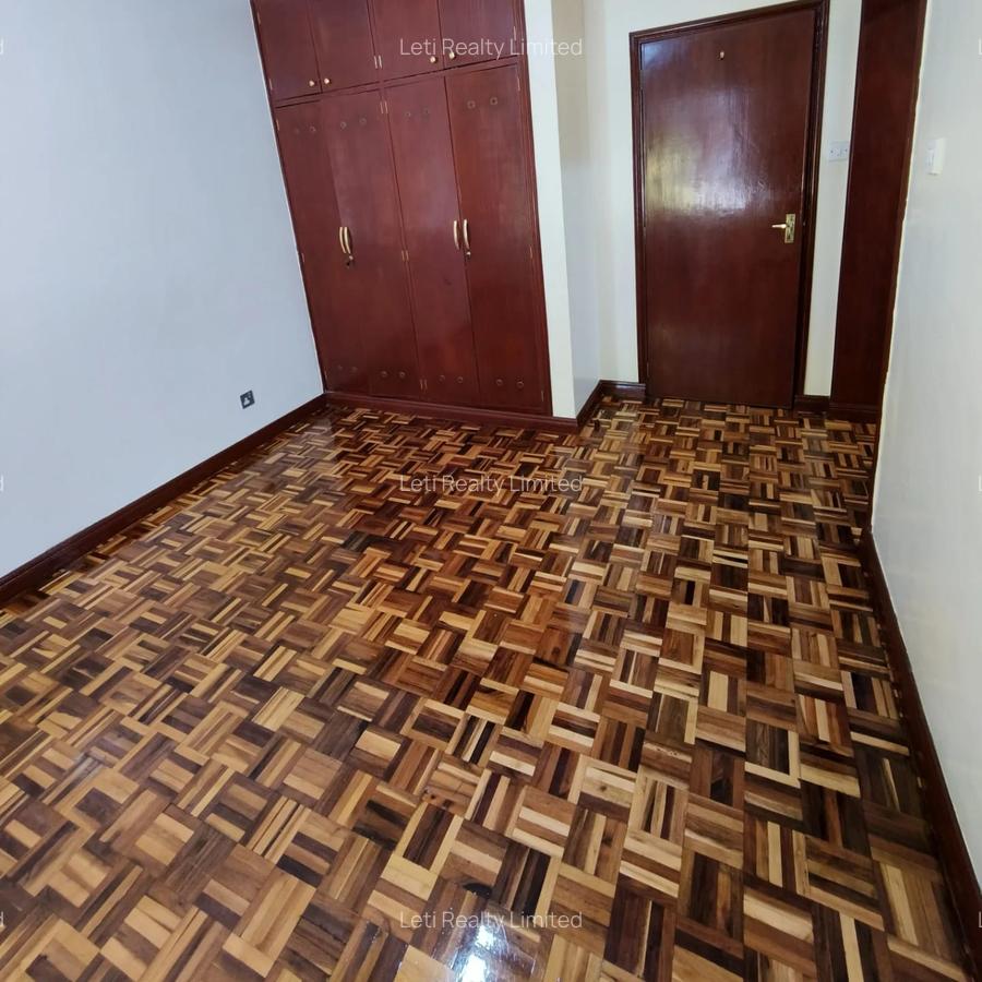 4 Bed Townhouse with En Suite in Lavington - 8