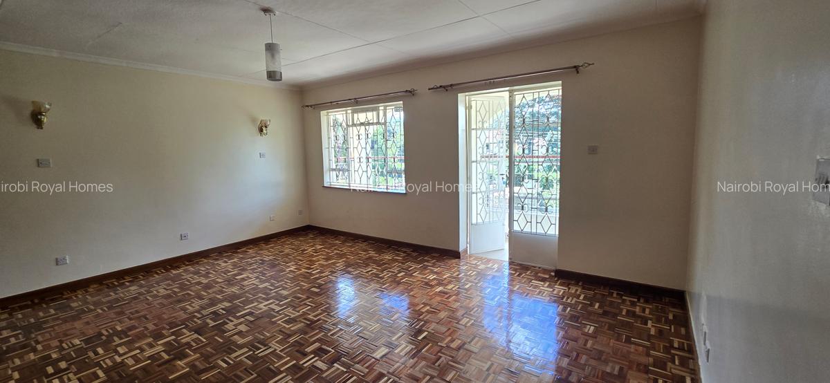 6 Bed House with En Suite at Loresho Road - 18