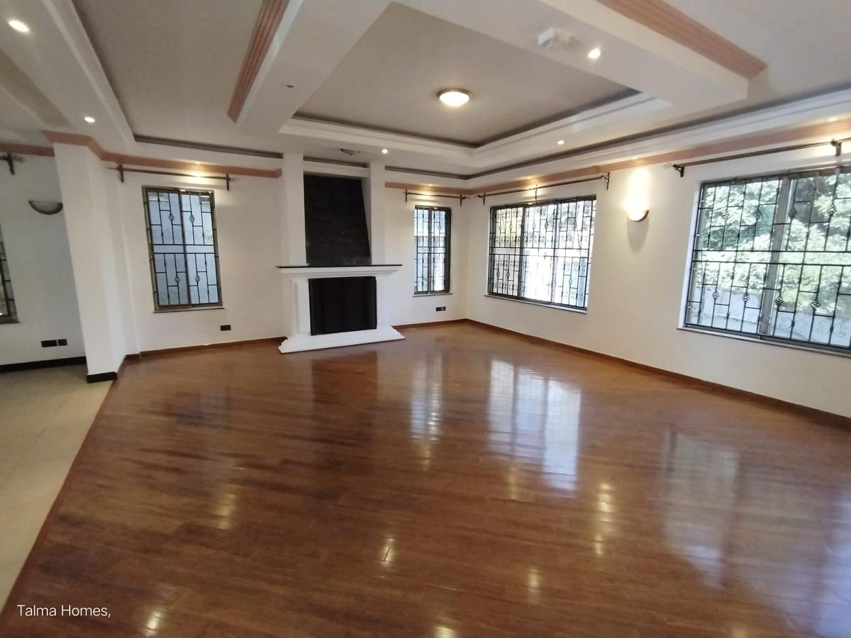 4 Bed Townhouse with En Suite at Eldama Ravine Road - 15