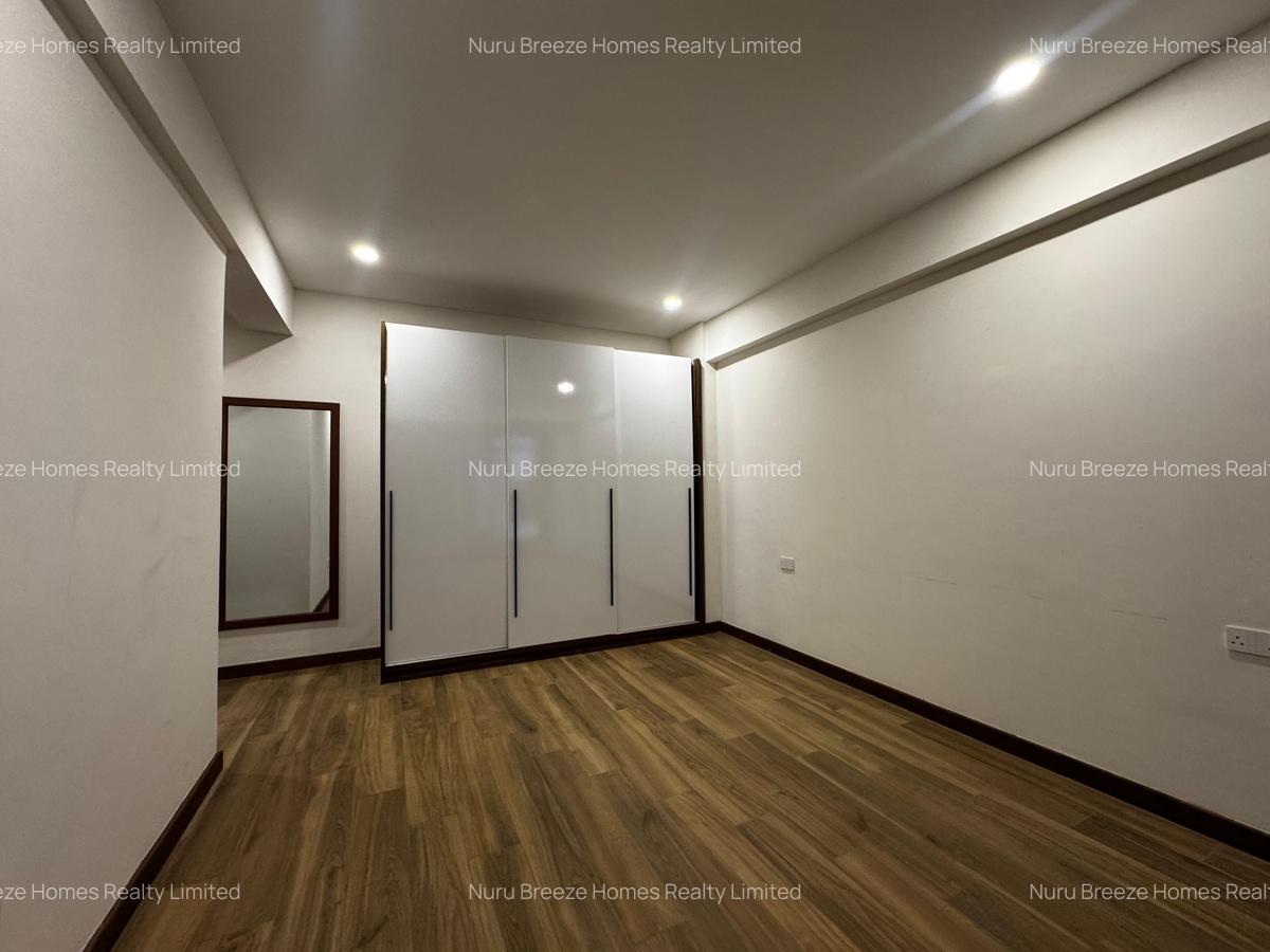 3 Bed Apartment with En Suite in Westlands Area - 12