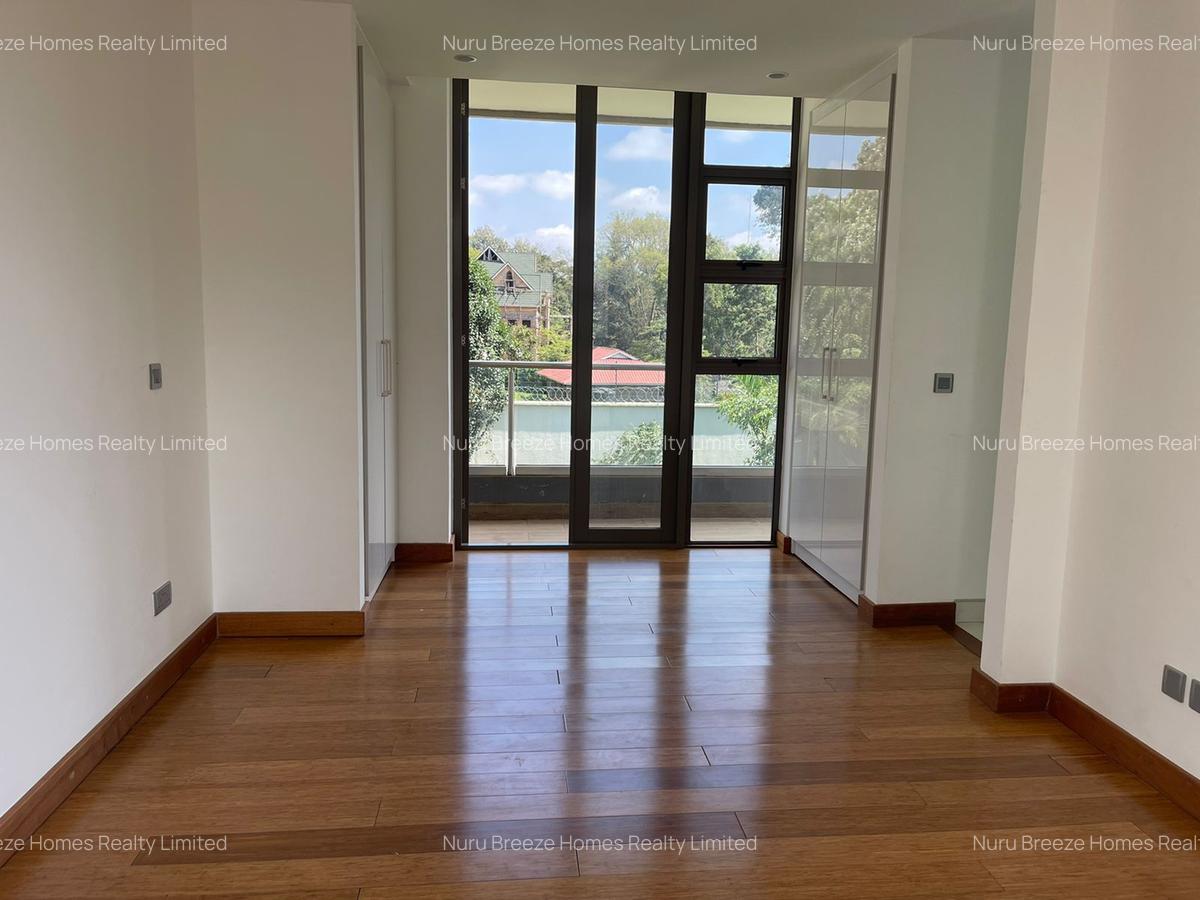 5 Bed Townhouse with En Suite in Karen - 14