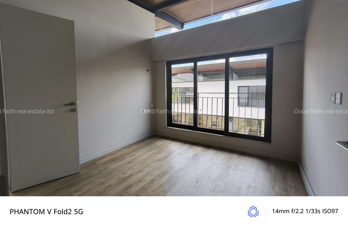 4 Bed Townhouse with En Suite in Kiambu Road - 4