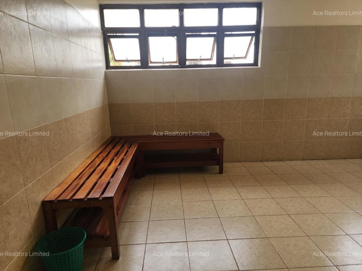 3 Bed Apartment with En Suite at State House Road - 6