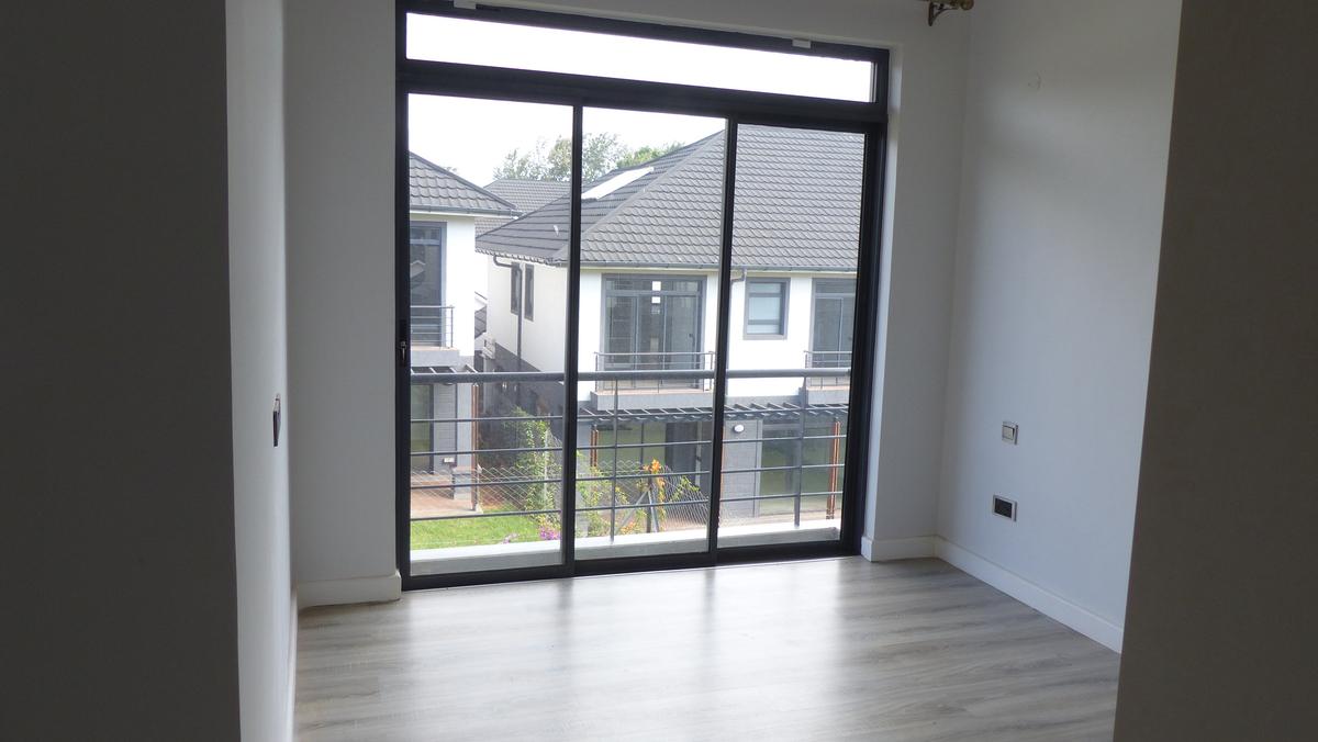 4 Bed Townhouse with En Suite in Kiambu Road - 15