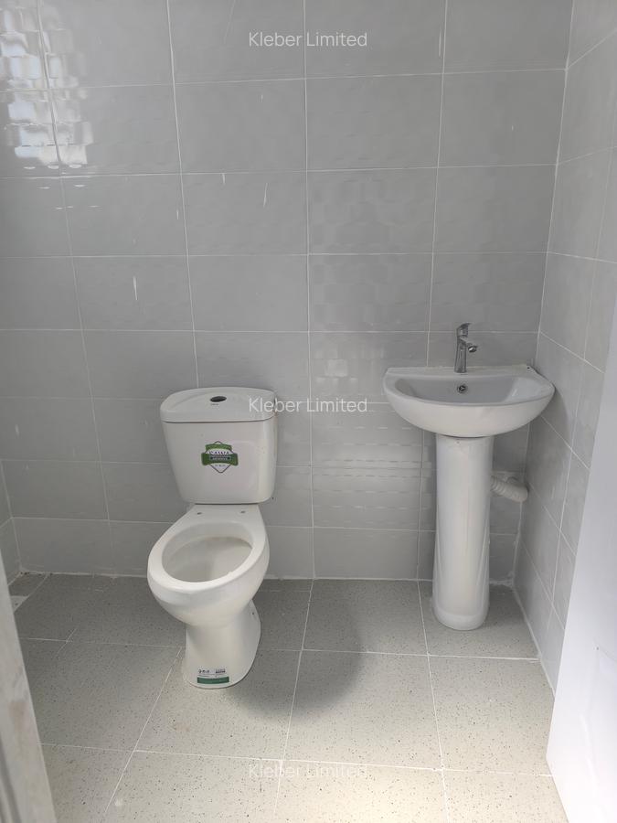 3 Bed House with En Suite in Kitengela - 11