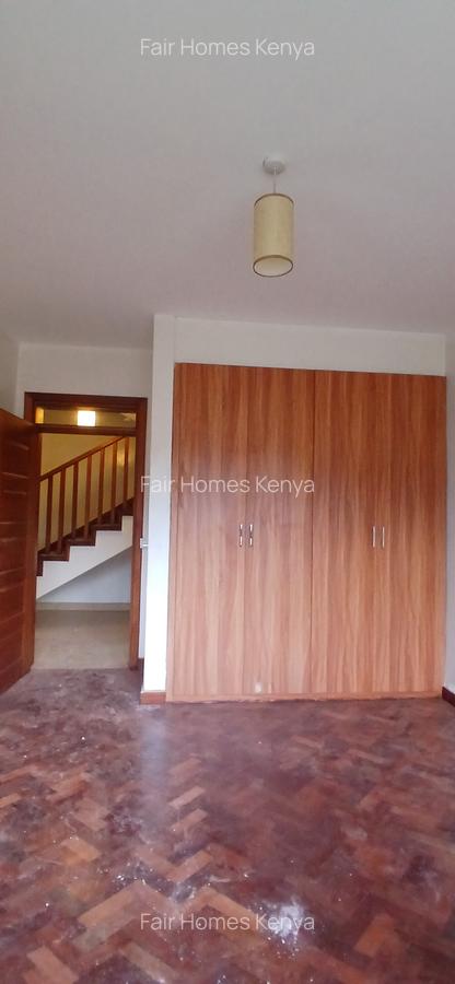 5 Bed Townhouse with En Suite at Lavington Green - 11