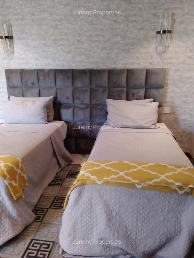 Serviced 3 Bed Apartment with En Suite in Riverside - 3