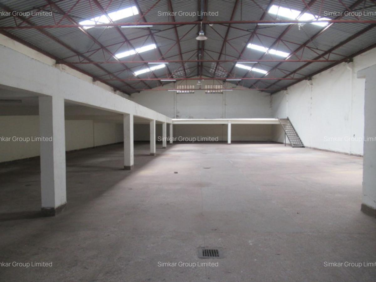 Warehouse with Service Charge Included at Off Airport North Rd - 4