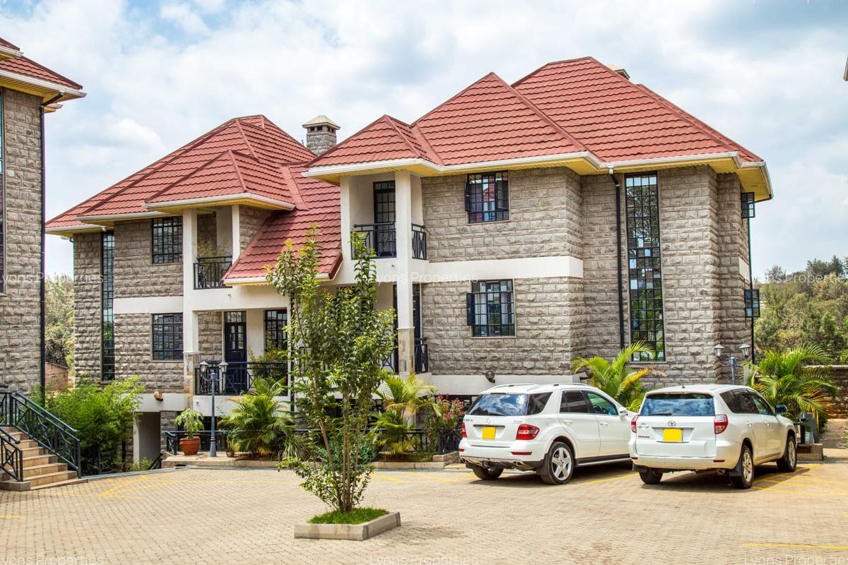 4 Bed Villa with En Suite at Gataka Road - 5