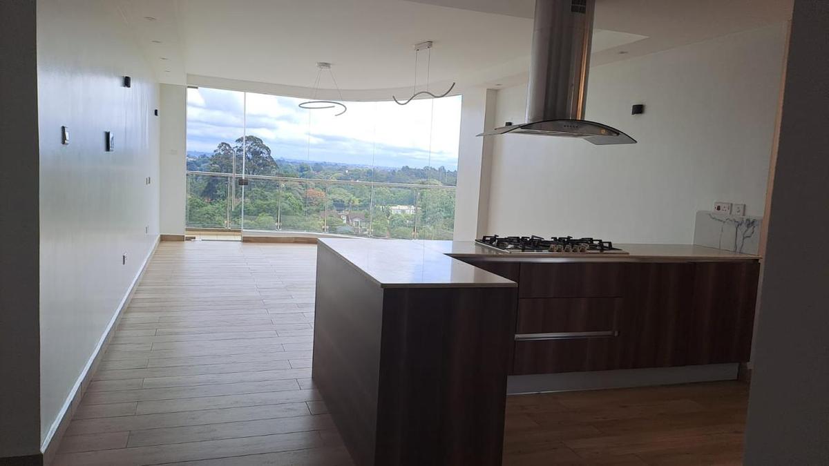 3 Bed Apartment with En Suite at Fourth Parklands - 9