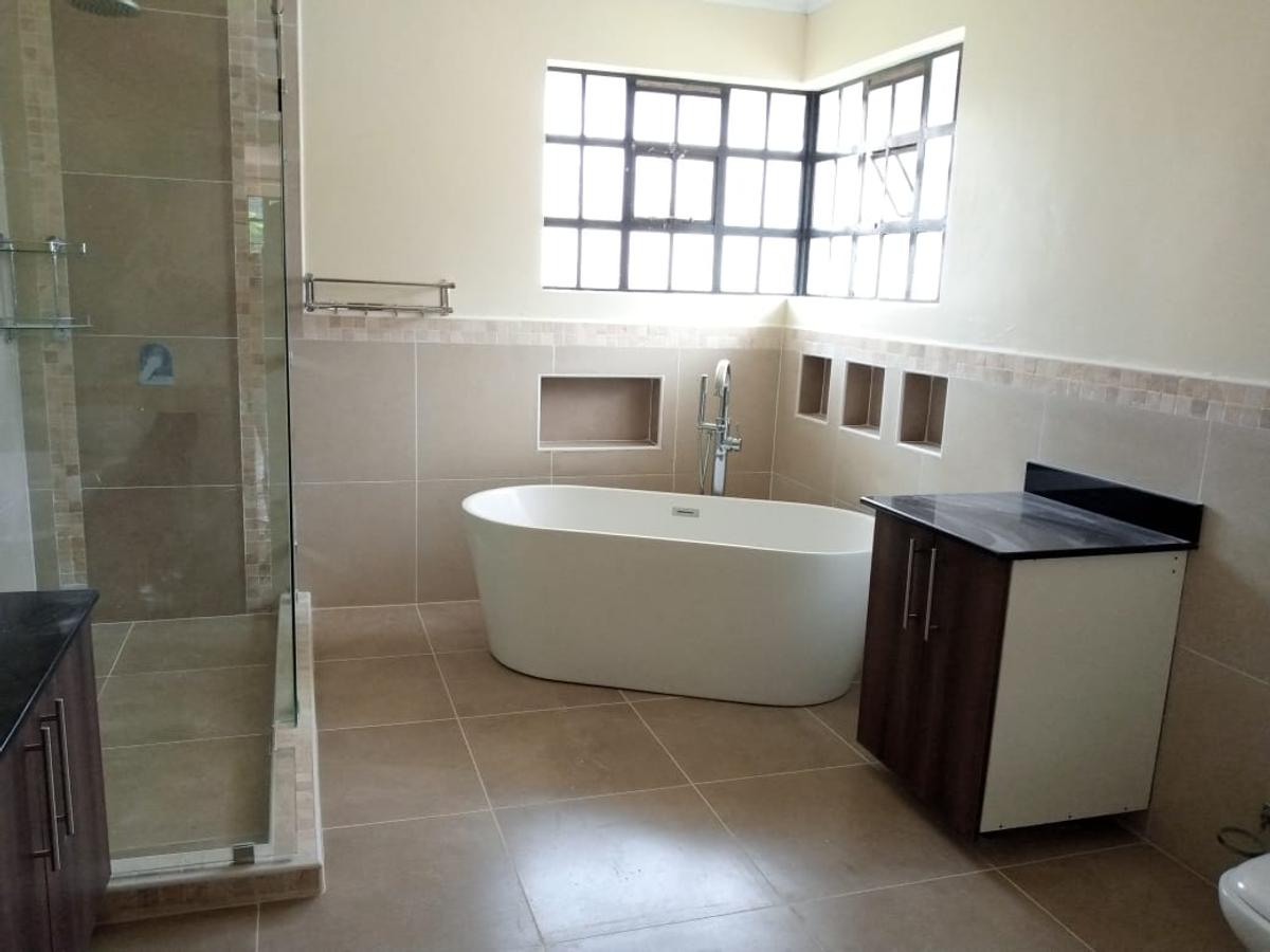 4 Bed Villa with En Suite in Kiambu Road - 4