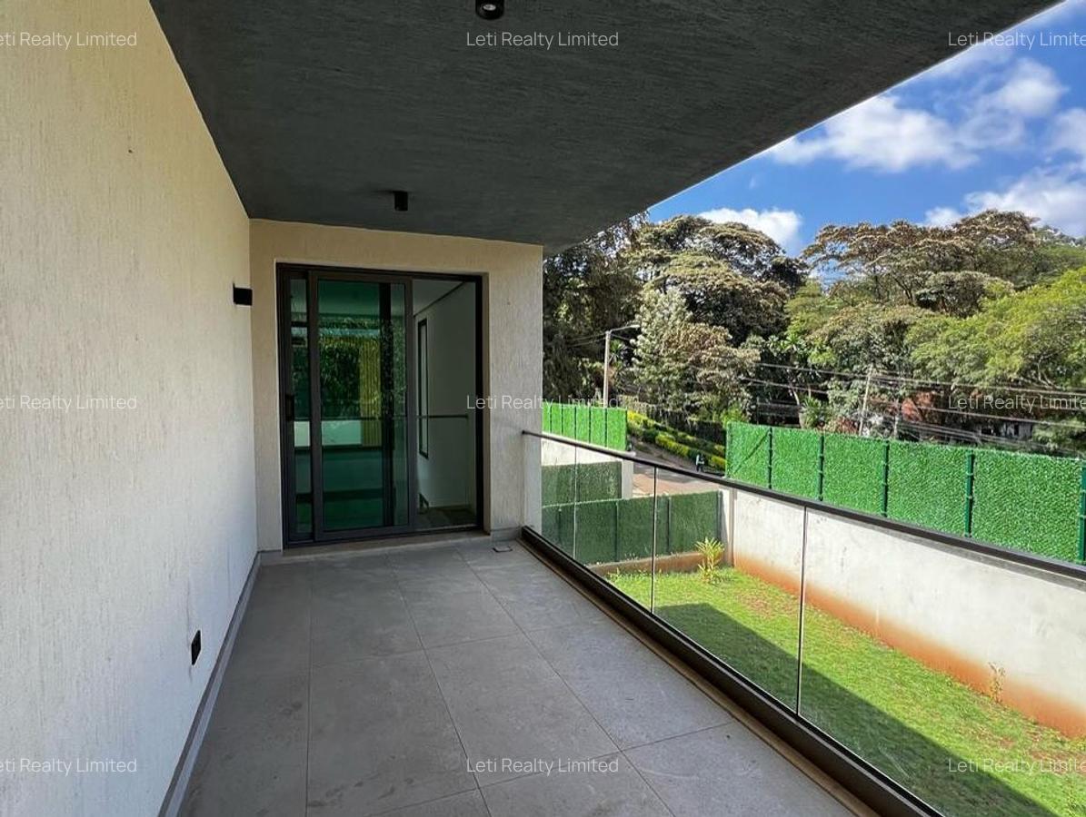 5 Bed Townhouse with En Suite in Lavington - 11