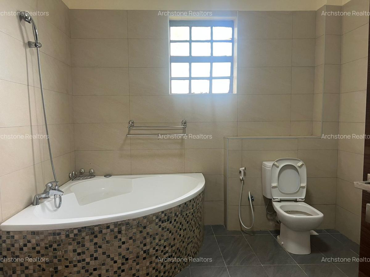 3 Bed Apartment with En Suite in Runda - 7