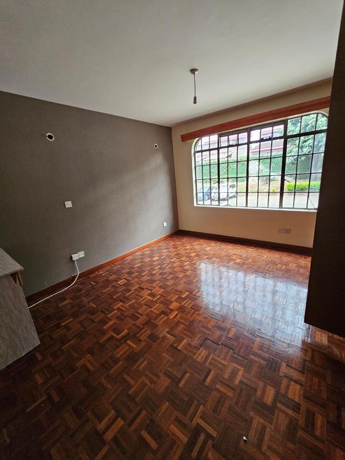 3 Bed Apartment with En Suite at Kilimani - 7