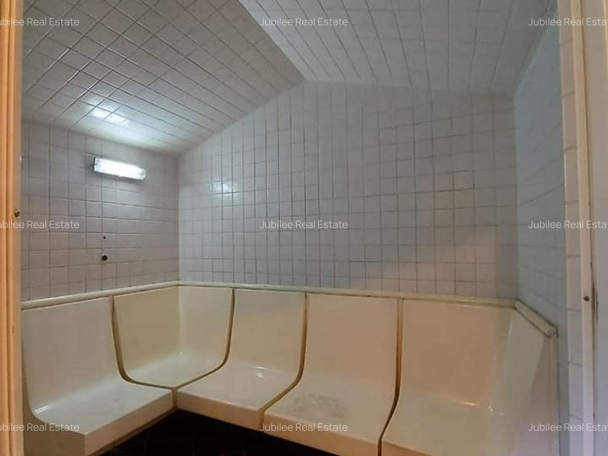 4 Bed House in Muthaiga - 18