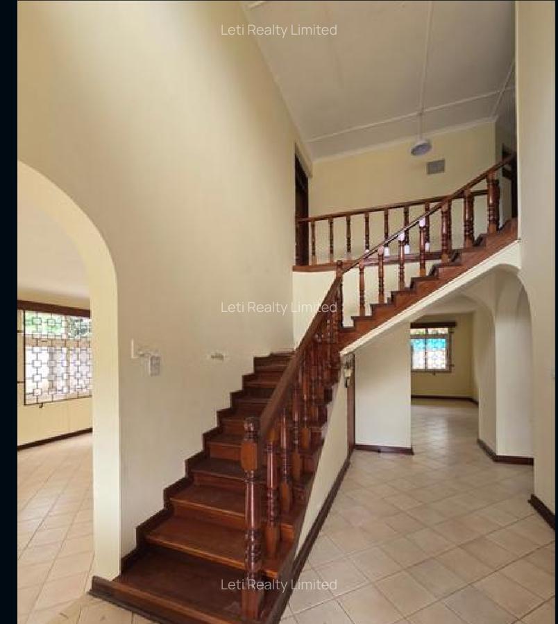 4 Bed Townhouse with En Suite in Lavington - 3
