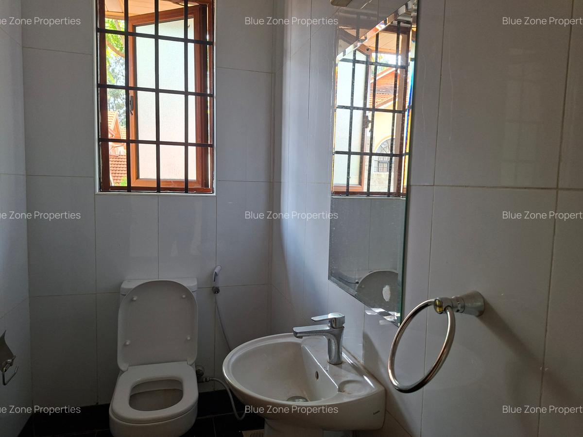 4 Bed Townhouse with En Suite at Off Mimosa Rd - 8