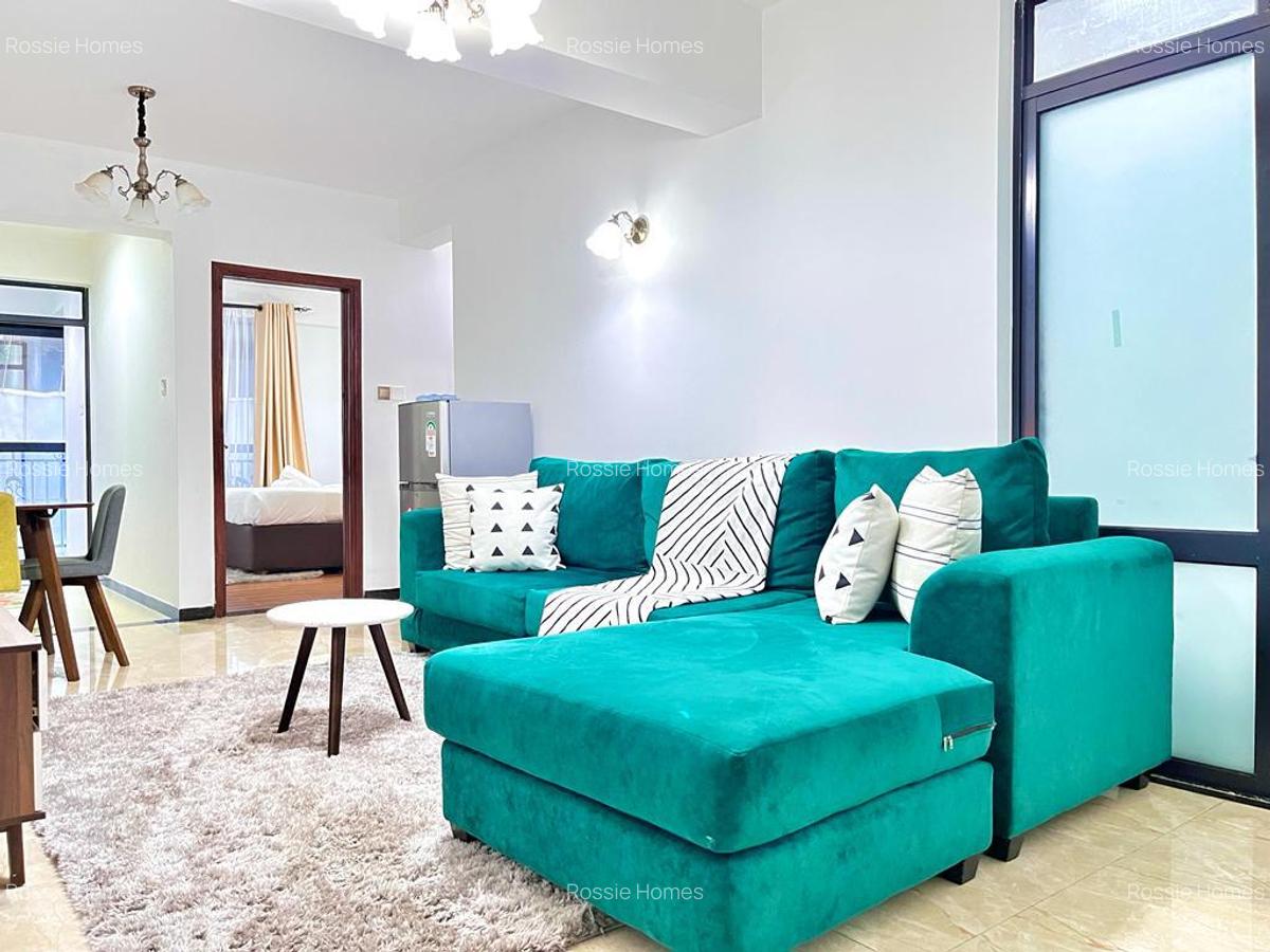 Serviced 1 Bed Apartment with En Suite at Dennis Pritt - 16