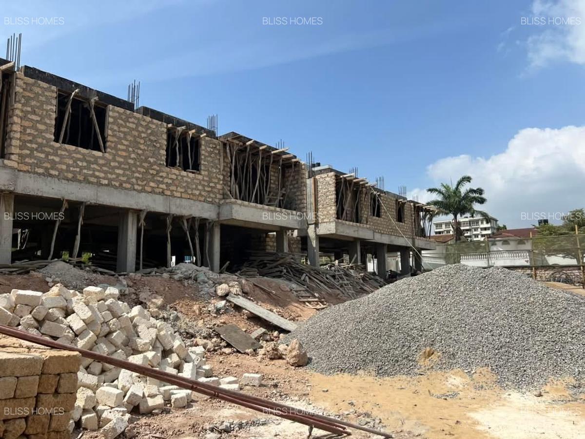 3 Bed Apartment with En Suite at Nyali Road - 18