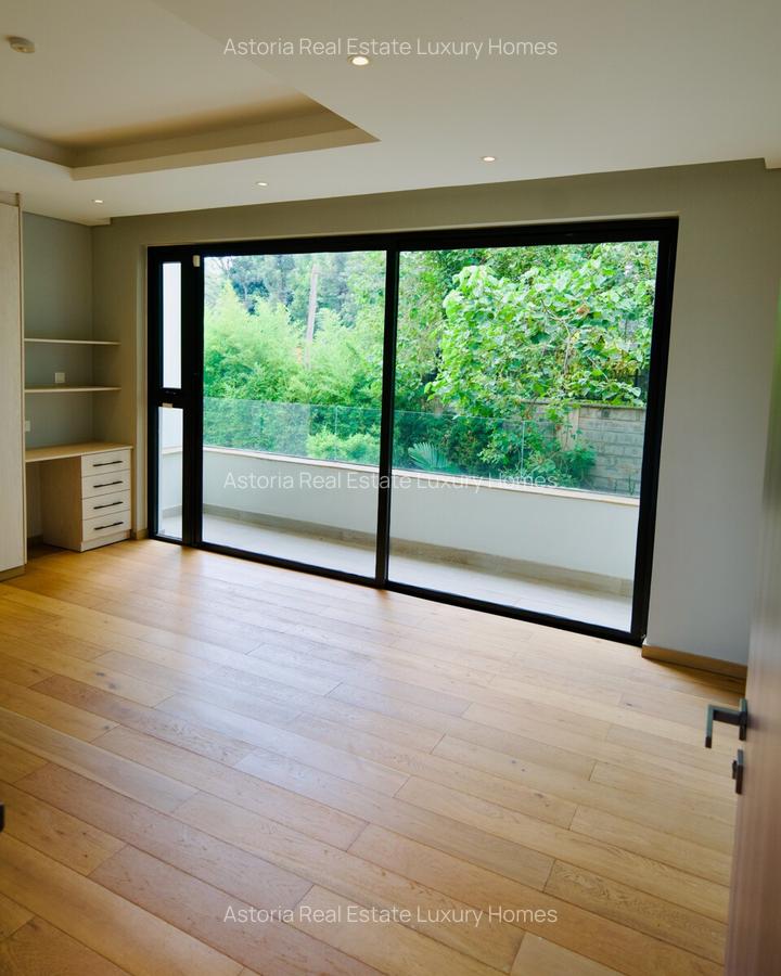 3 Bed Villa with En Suite at 2026-389 - 20