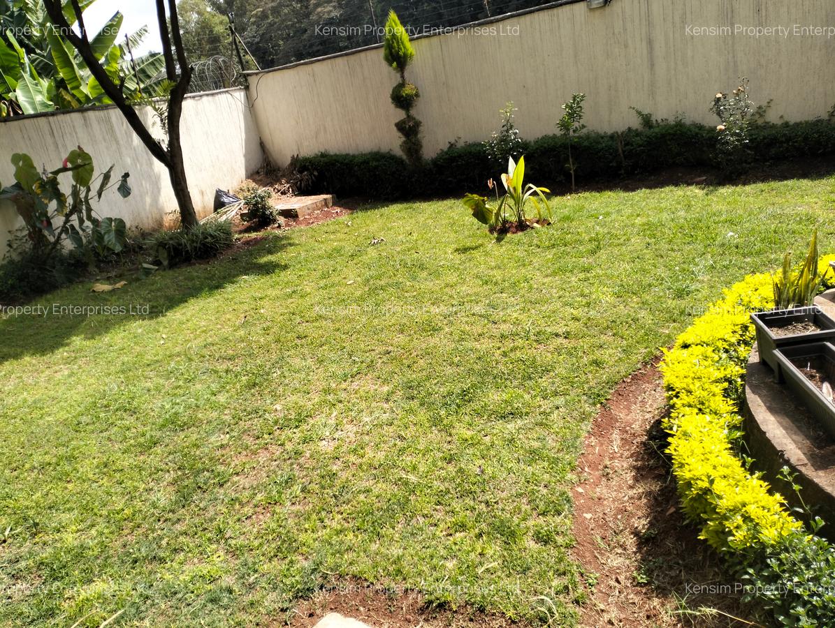 5 Bed Townhouse with En Suite in Lavington - 18