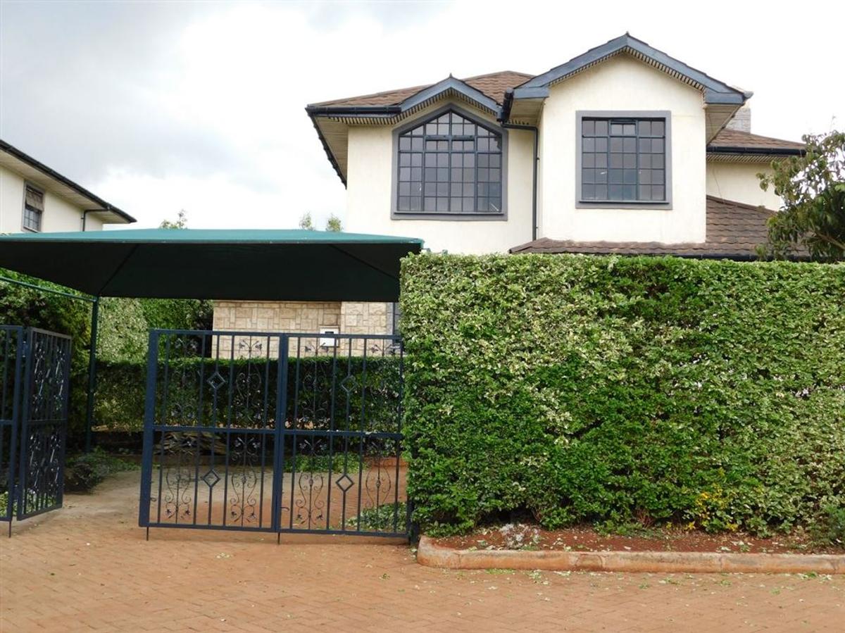 4 Bed House with En Suite at Eden Ville Estate Opp Fivestar Meadows - 1