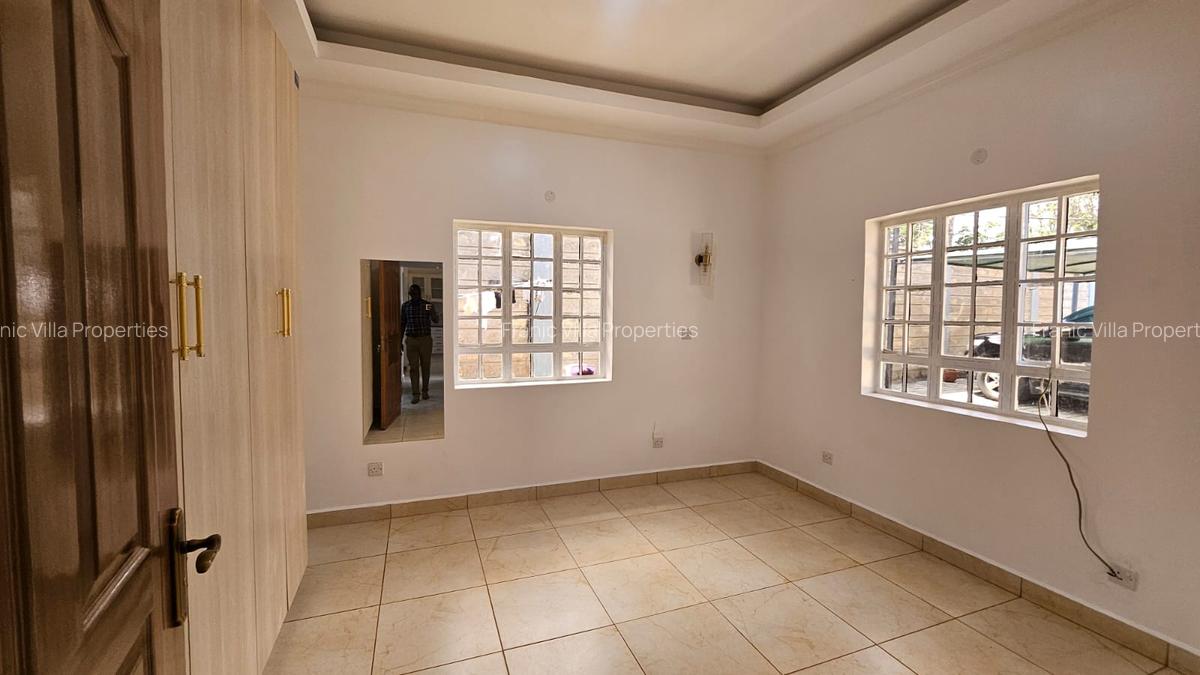 3 Bed House with En Suite at Runda - 15