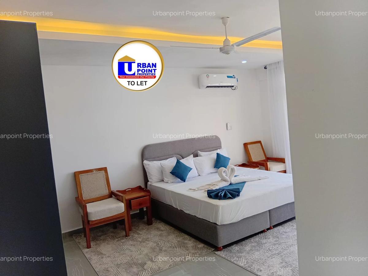 Serviced 3 Bed Apartment with En Suite in Nyali Area - 17