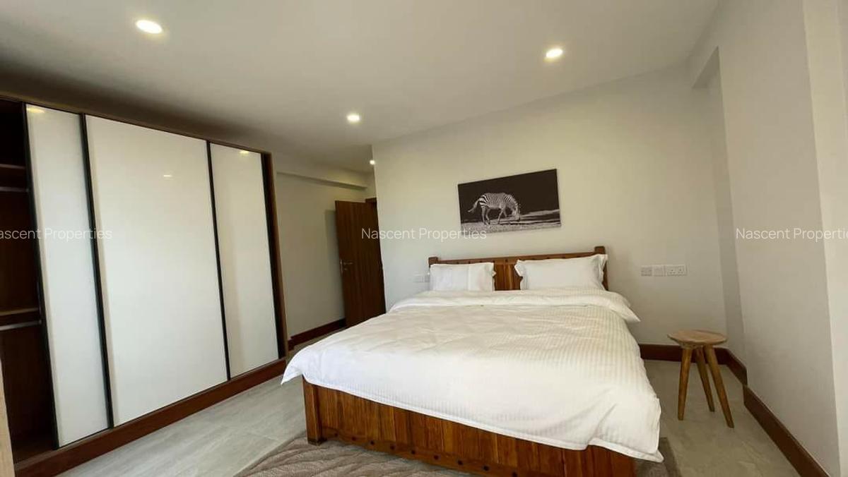 Serviced 3 Bed Apartment with En Suite in Westlands Area - 16