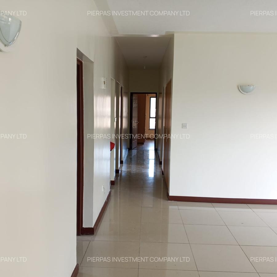 Serviced 3 Bed Apartment with En Suite in Westlands Area - 14