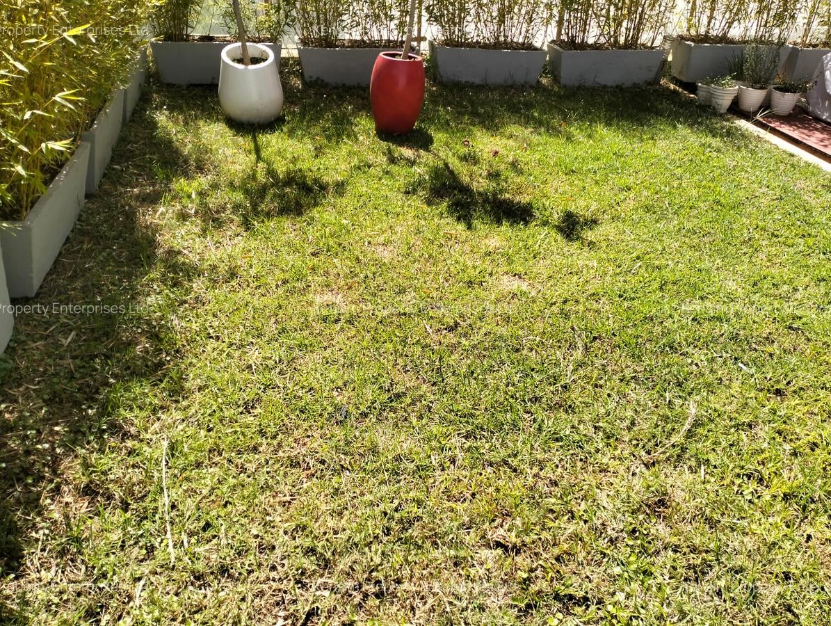 4 Bed Townhouse with En Suite in Spring Valley - 10