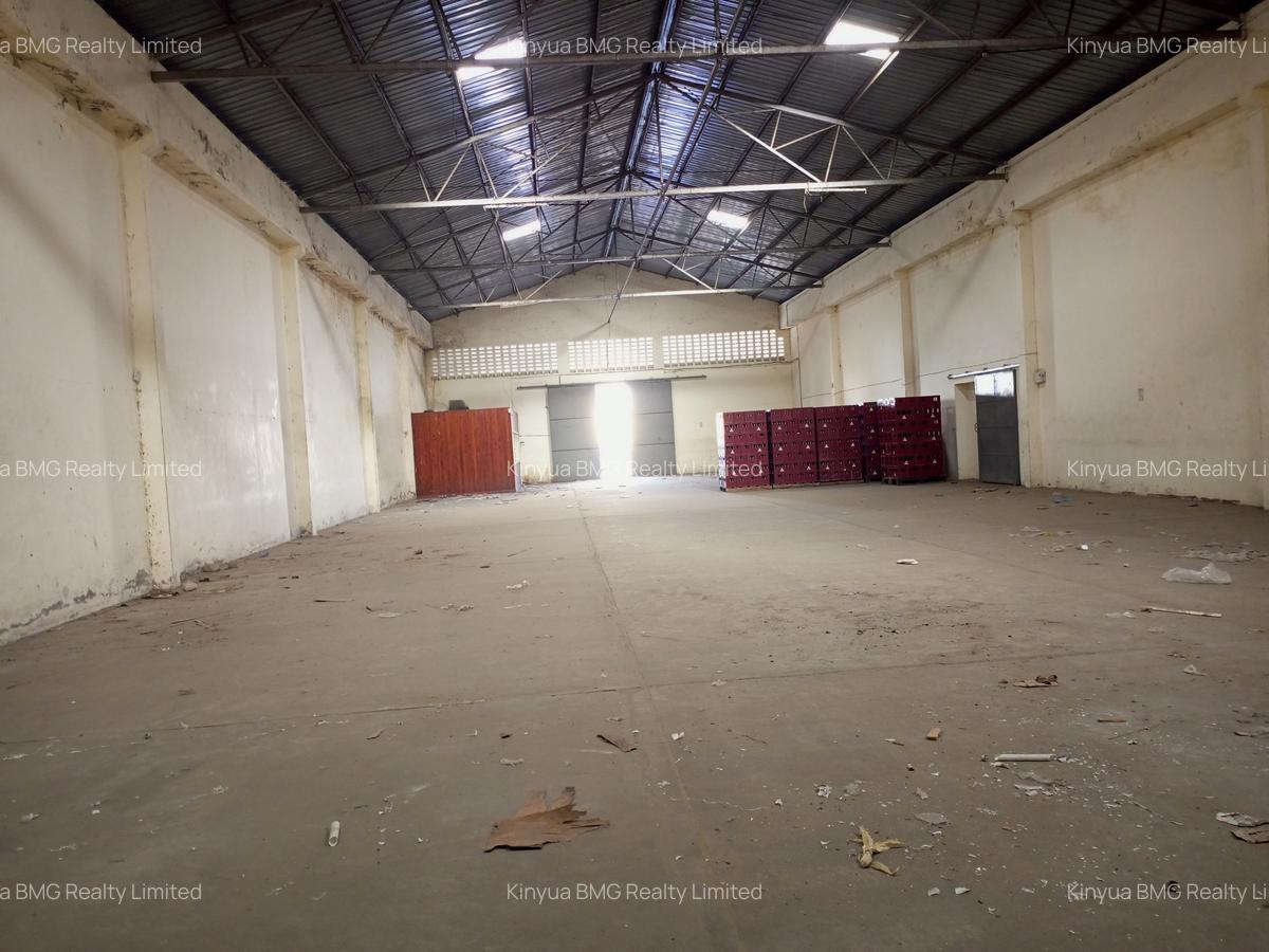 8,000 m² Warehouse with Parking at Ganjoni - 1