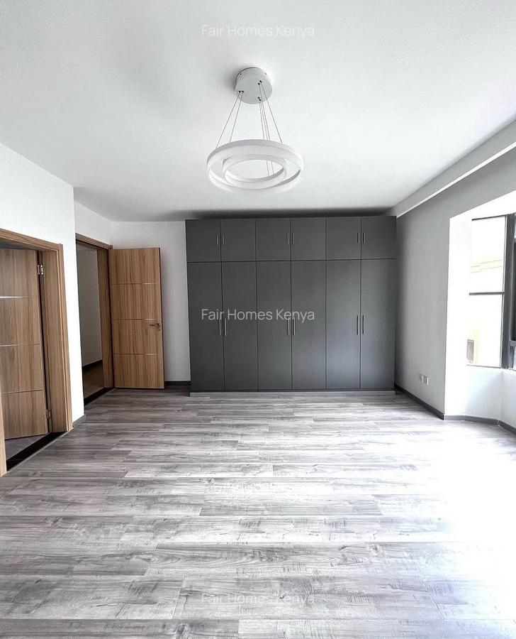 3 Bed Apartment with En Suite at Othaya Road - 3