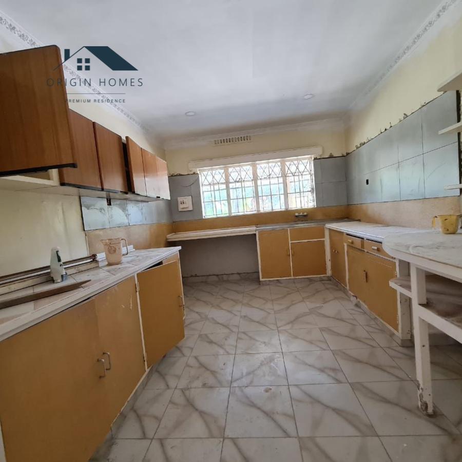 Commercial Property with Service Charge Included at Lavington - 7