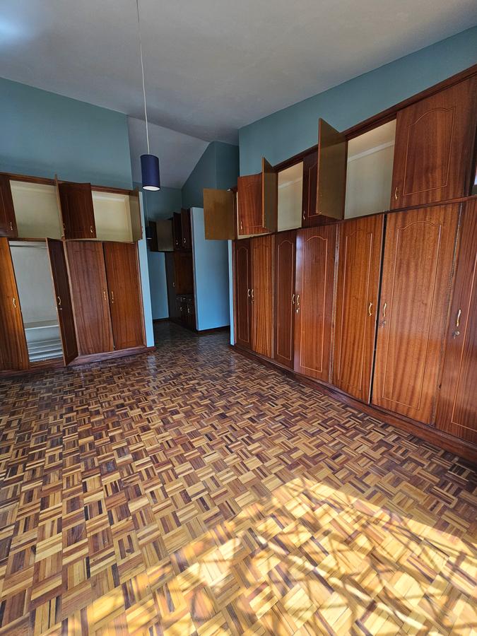 4 Bed Apartment with En Suite at Kilimani - 4