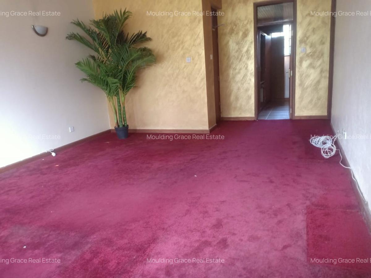 4 Bed House with En Suite in Karen - 10