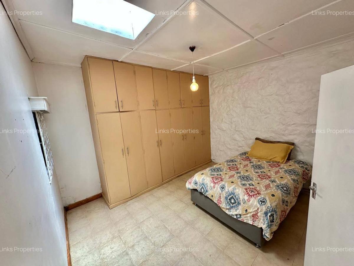 2 Bed House with En Suite at Karen - 8