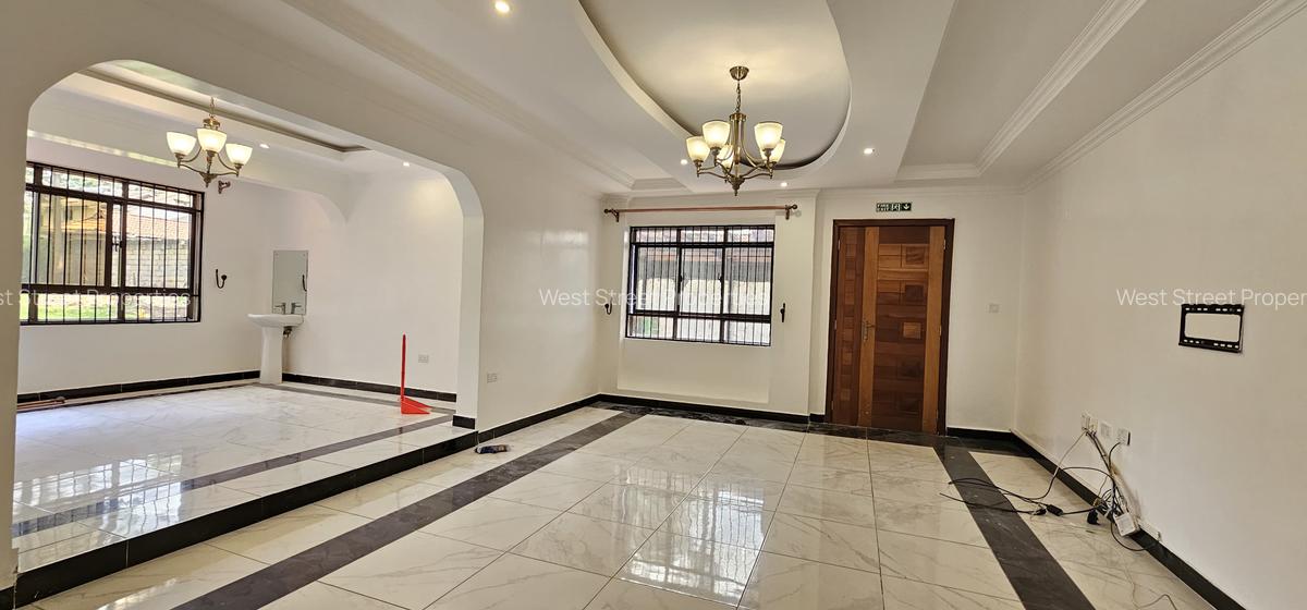 7 Bed Villa with En Suite at Hill Crest - 4