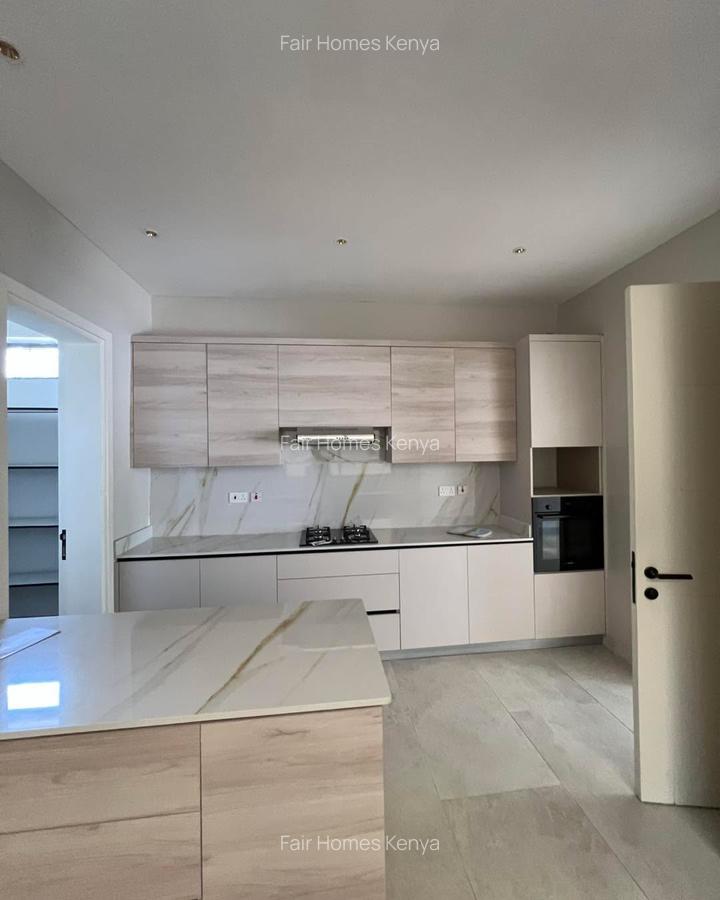 5 Bed Townhouse with En Suite at Manyani East - 3
