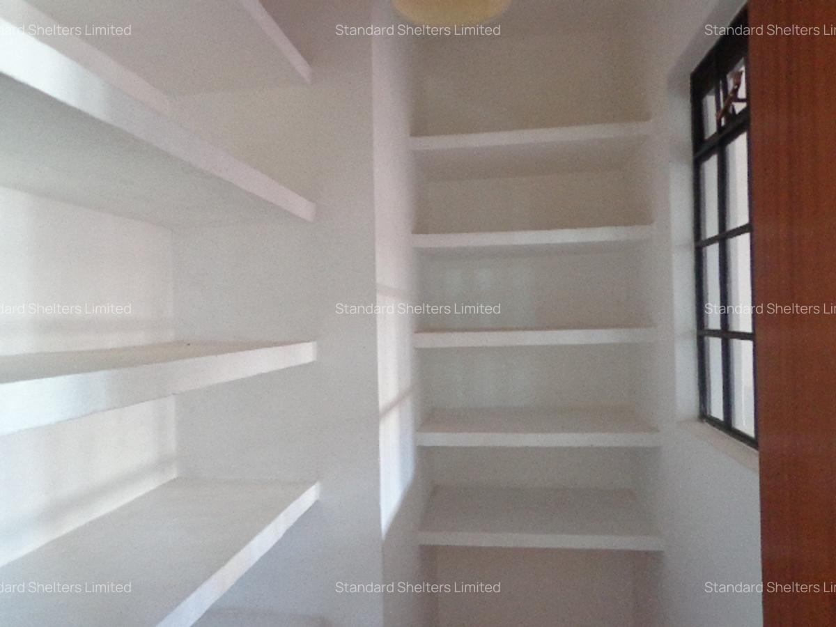 Serviced 3 Bed Apartment with En Suite in Spring Valley - 10