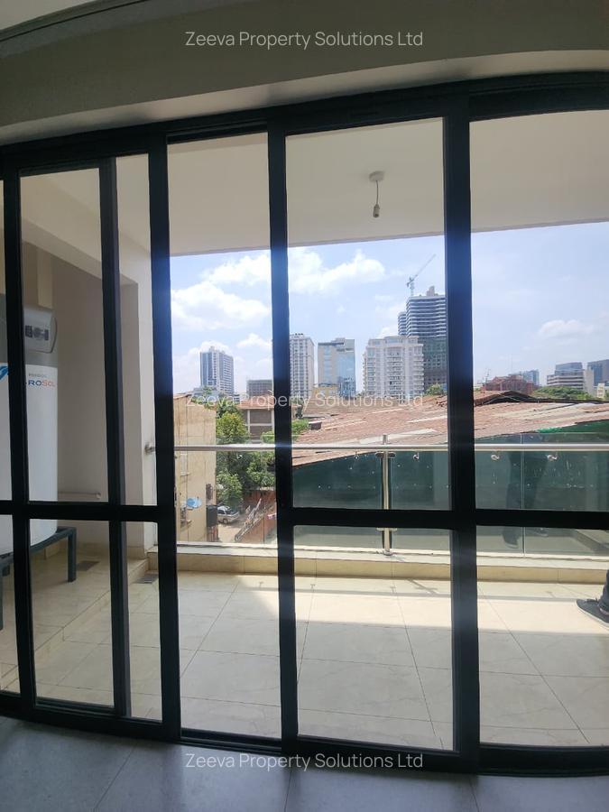 3 Bed Apartment with En Suite in Westlands Area - 5